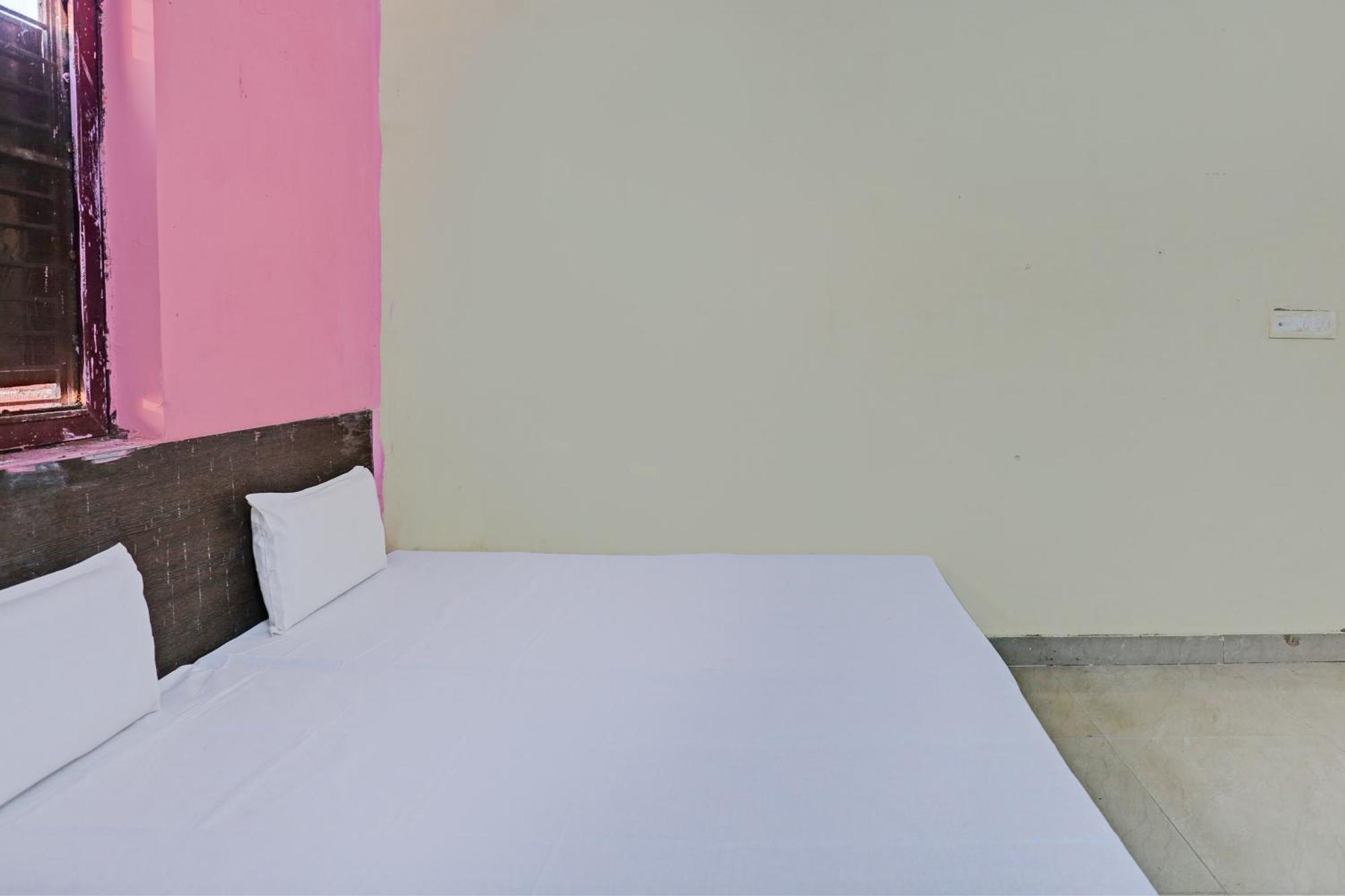 Hotel O Kamla Banquet Hall Moradabad Bagian luar foto